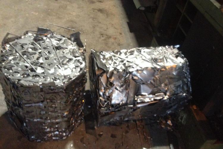 پرس هشت وجهی